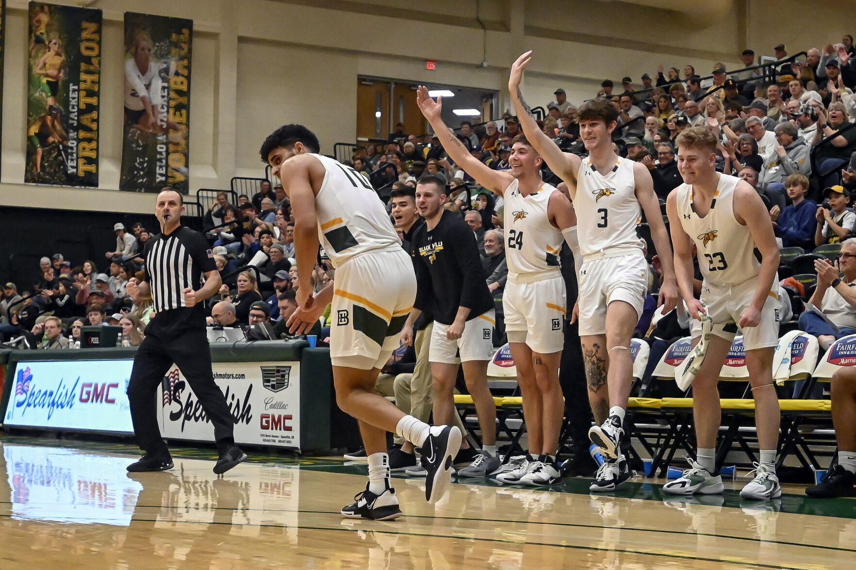 112322-BHSUmen51.jpg